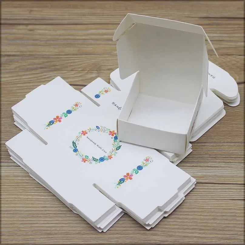 10pcs Paper Wedding Candy Box 6.5x6.5x3cm
